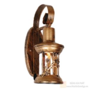 Đèn tường ngoài trời Slister 200*200*H330mm - E27